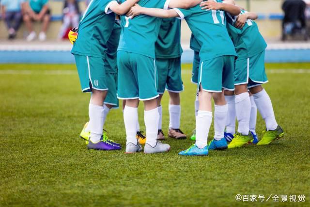 阿不都26+18新疆胜深圳 胡明轩14+7广东胜江苏